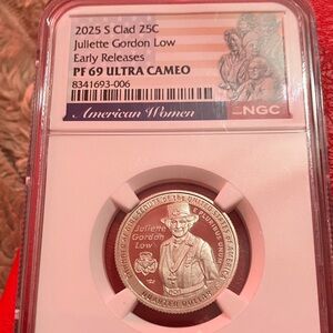 Juliette Gordon Low Commemorative Coin - Silver